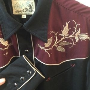 COPY - Men’s Embroidered Western Shirt by Roper M